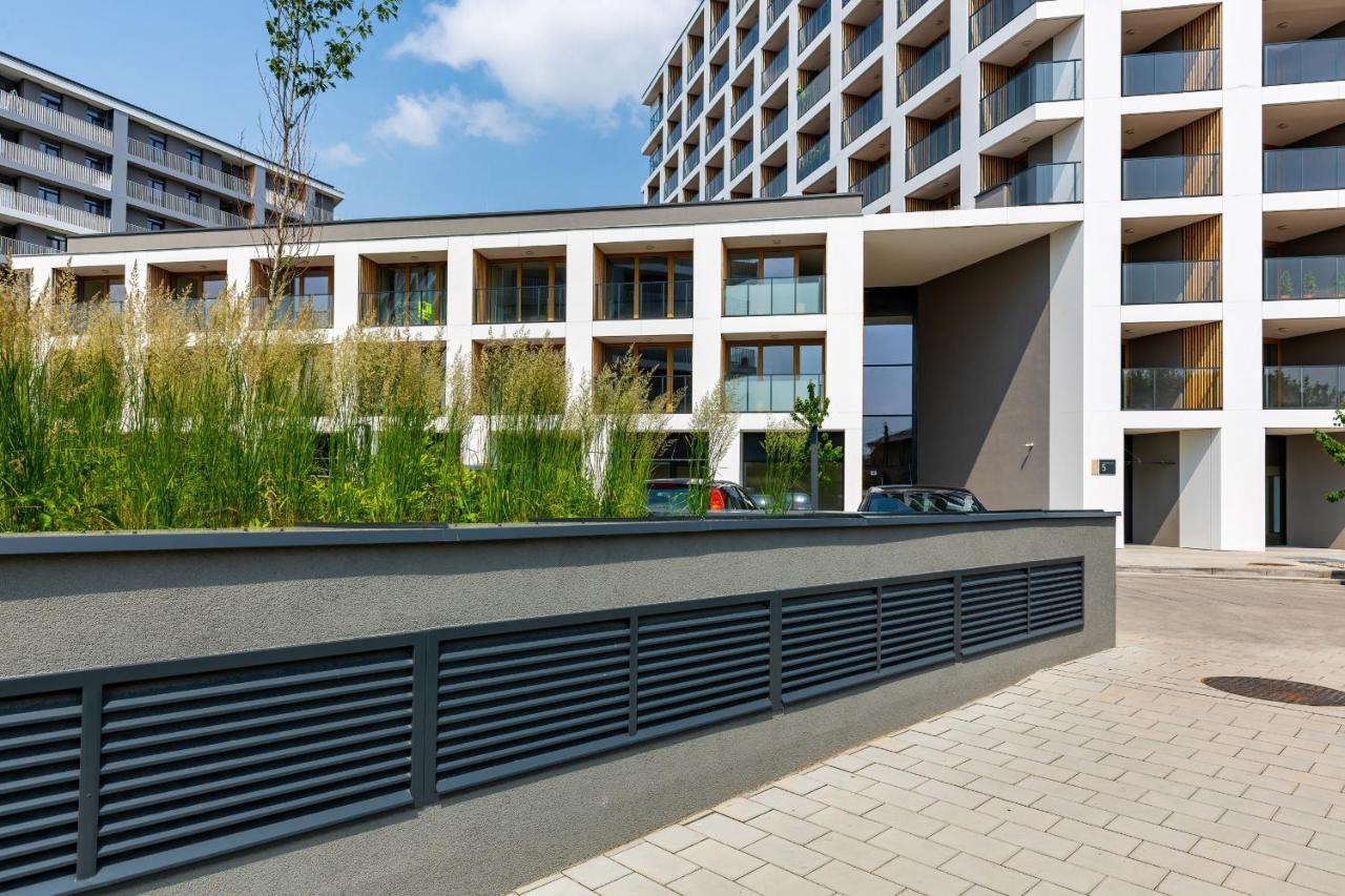 Warsaw Praga Kokoryczki Apartments With Parking By Noclegi Renters Exteriér fotografie